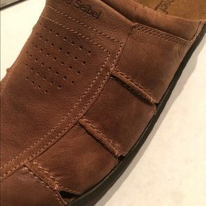 josef seibel logan 22